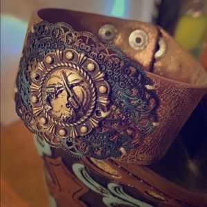 Customer double gun bracket